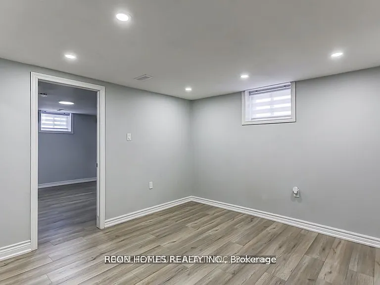 20 Bluefin Cres #BASEMENT — Photo 7