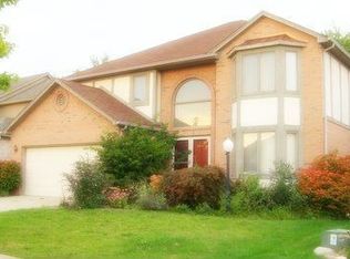 968 River Mist Dr, Rochester, MI 48307