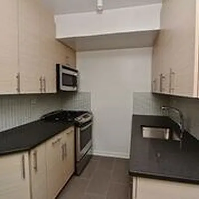 Rented by Citi Habitats | media 34