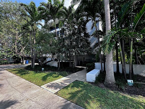 2nd image of 150 Sunrise Dr APT 5A
