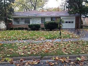 2nd image of 2000 Thornwood Ln