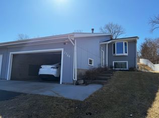 7786 170th St W #1, Lakeville, MN 55044