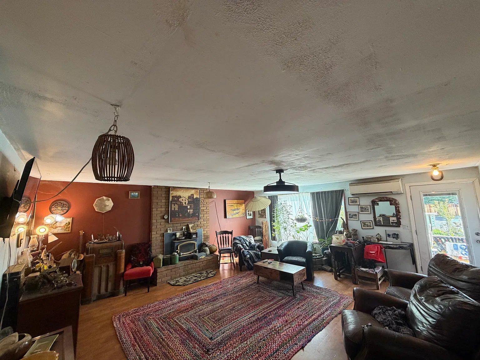 2 bed, 1300 sqft, $1,950 — Photo 3