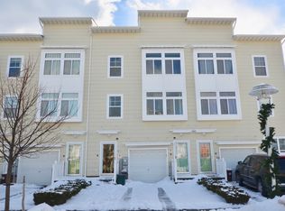 6515 Ocean Ave N, Arverne, NY 11692