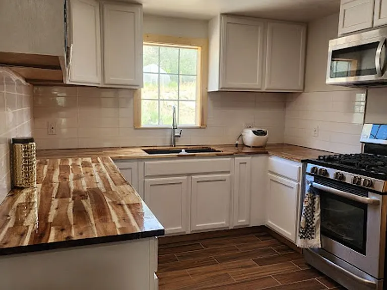210 E Mountain Ave — Photo 26