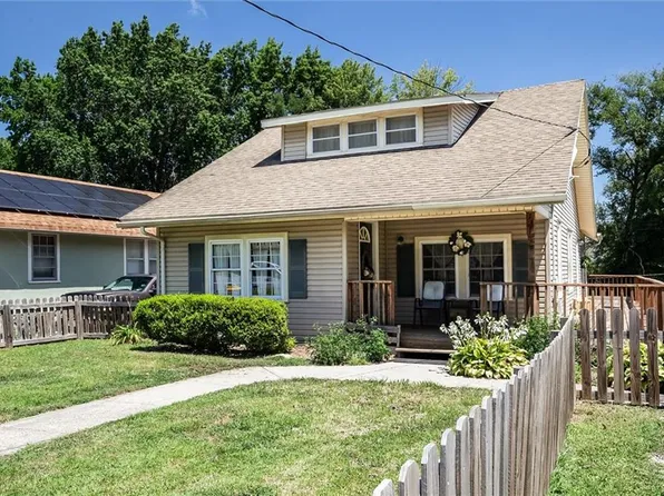 721 Old Orchard Ave, Excelsior Springs, MO 64024