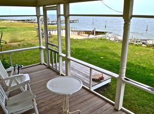 54 N Chesapeake Blvd, Deltaville, VA 23043