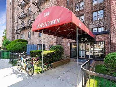 580 84th St APT 1C, Brooklyn, NY, 11209
