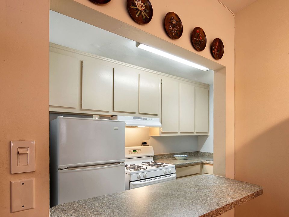 2nd image of 235 E 87th St APT 4E