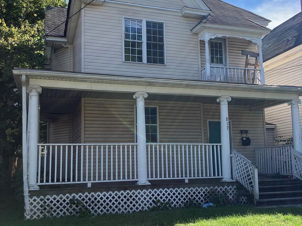 1st image of 817 Dale Ave SE