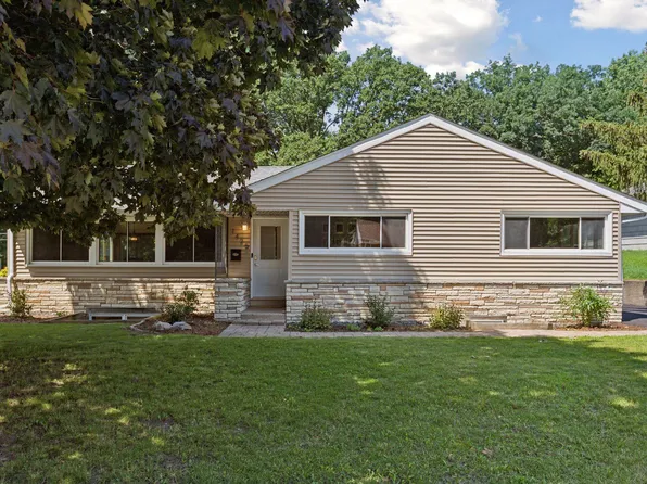 1425 Winnetka Ave N, Golden Valley, MN 55427