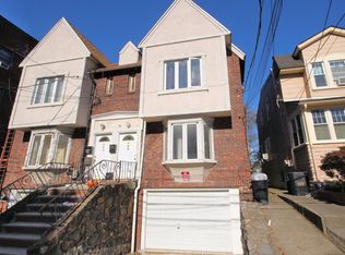 169 Silver Lake Rd, Staten Island, NY 10301