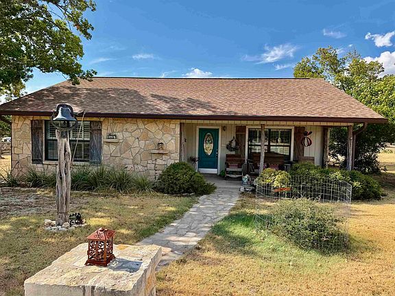 3rd image of 82 Crockett Rd