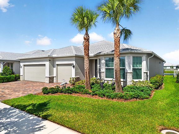 3rd image of 12241 SW Myrtle Oak Drive