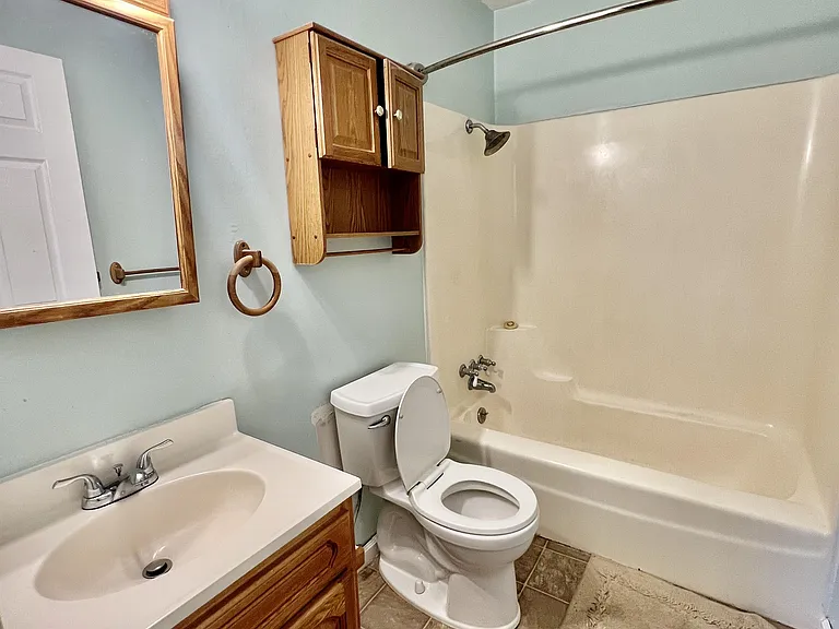 10 Dorsey Ln #1 — Photo 12
