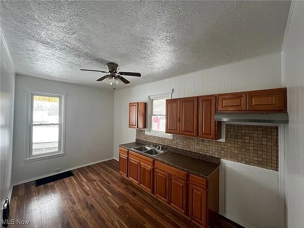 128-130 Grandview Ave #128-1/2