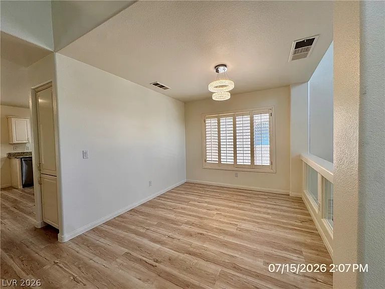 10921 Calcedonian St — Photo 7