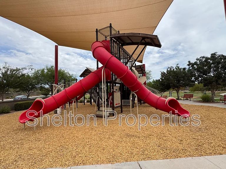 15062 W Portland St — Photo 28