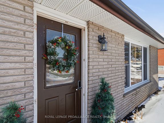 2nd image of 2292 Hamilton Rd