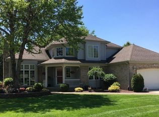 1622 Sea Breeze Ct, Munster, IN 46321
