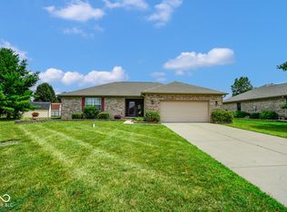 4171 S Danita Ct, New Palestine, IN 46163