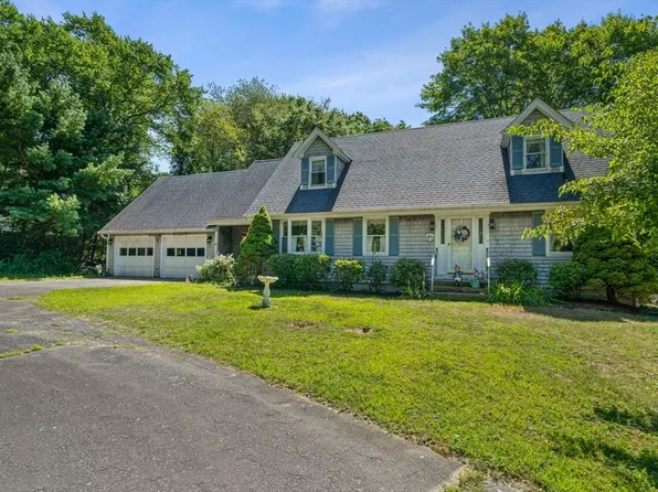 5 Green St, Berkley, MA 02779