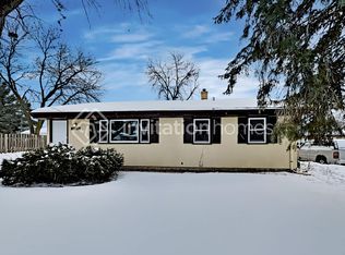 2162 Mesabi Ave, North Saint Paul, MN 55109