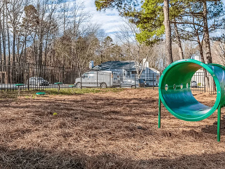 7916 Harris Hill Ln — Photo 31