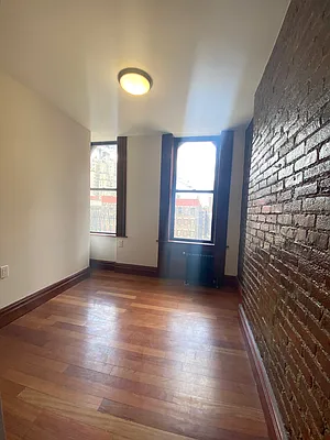 Rented by MOTION New York | media 25