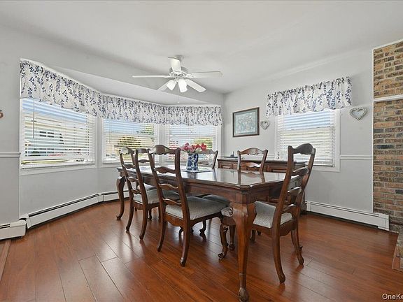 2nd image of 41 Sugar Maple Road