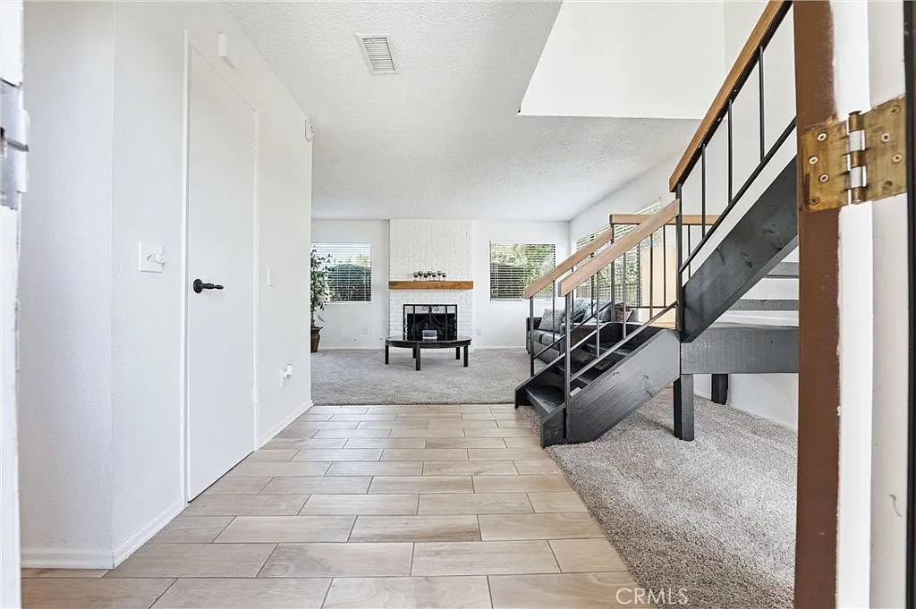 3 bed, 2.5 bath, 1528 sqft, $3,000 — Photo 4