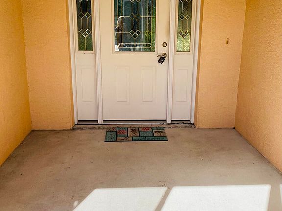4th image of 1390 Las Verdes Ct #1390