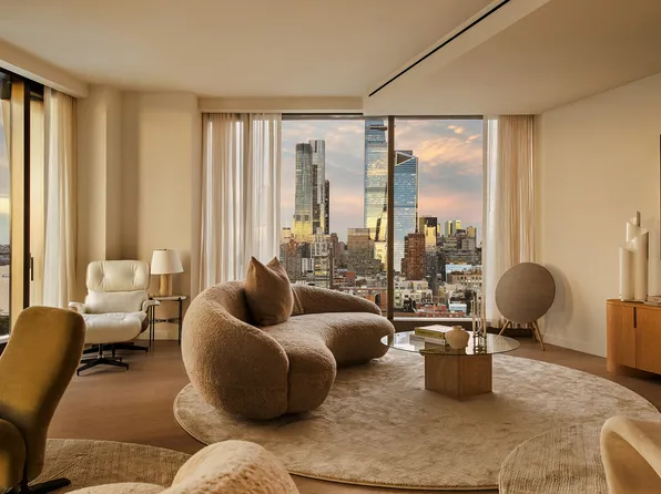 500 West 18th Street image 7 of 21