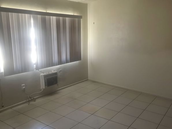 1232 N Sierra Way #9