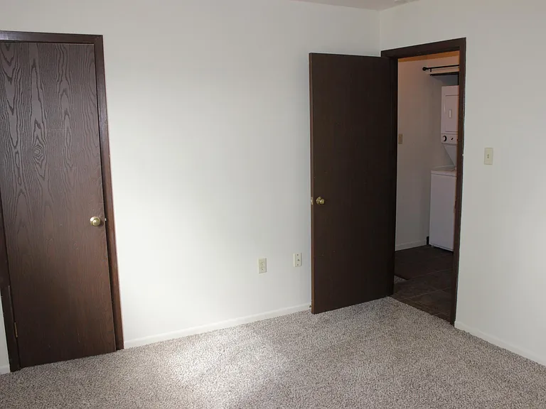 322 W Stiegel St — Photo 15