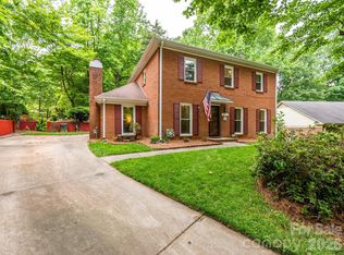 9607 Riddick Pl, Matthews, NC 28105
