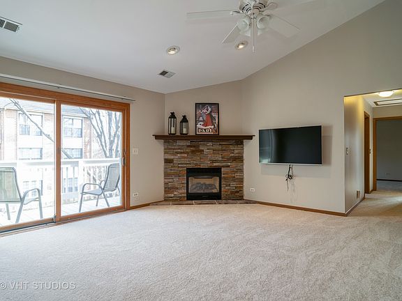 3rd image of 1381 E Evergreen Dr Unit 8