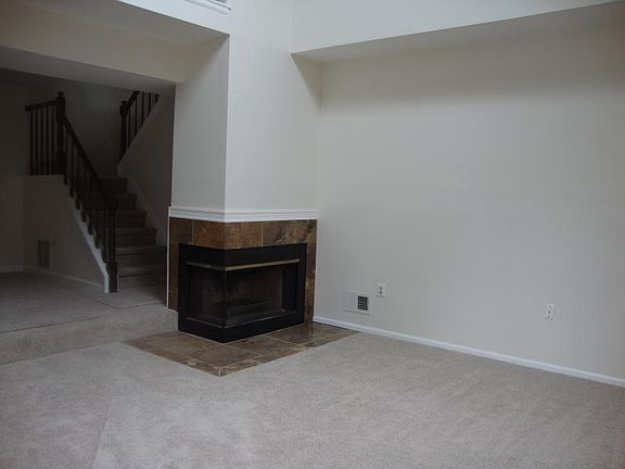 2nd image of 104 Driftwood Dr