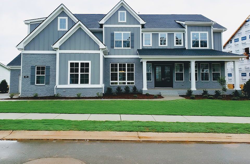 2nd image of 108 Grey Heron Ln