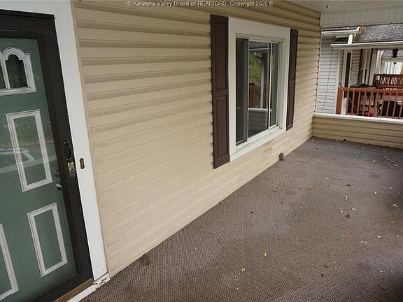 3rd image of 112 Central Ave