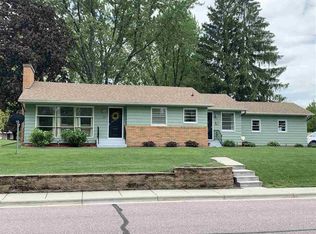 314 Elmberta St, Mauston, WI 53948