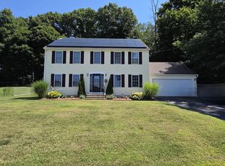 29 Cushing Rd, Webster, MA 01570