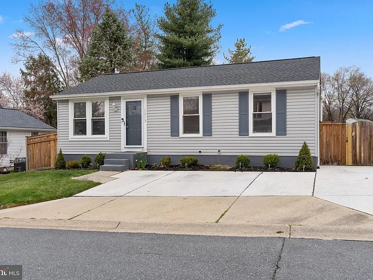 7313 Torran Rocks Way — Photo 15