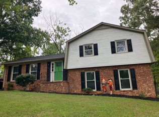 2404 Dulaire Rd, Greensboro, NC 27407