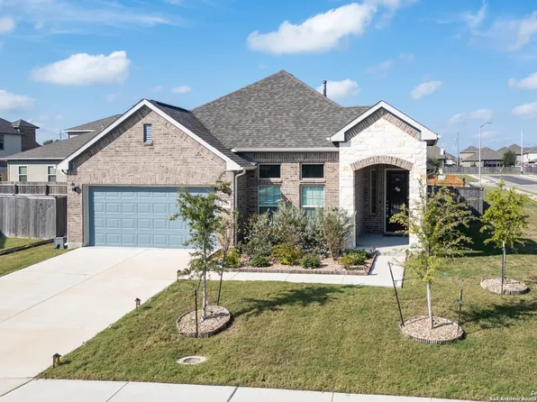 4919 Village Park, Schertz, TX 78124