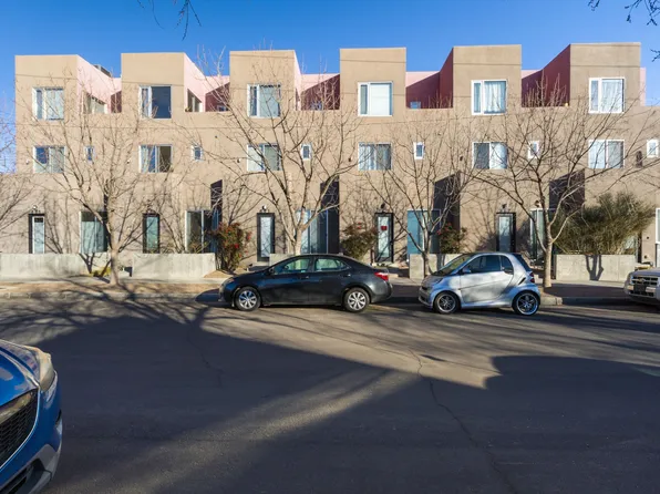 877 Silver Ave SW, Albuquerque, NM 87102