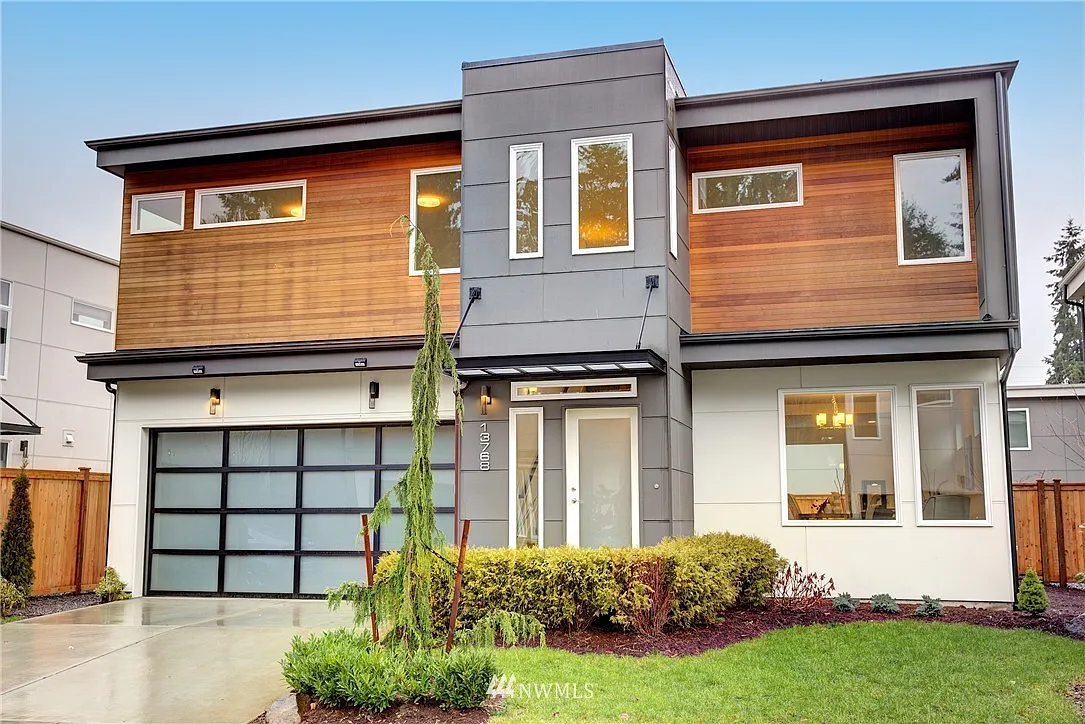 4 bed, 2.5 bath, 2751 sqft, $4,500 — Photo 1