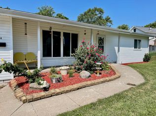 1104 W 8th St, Muscatine, IA 52761