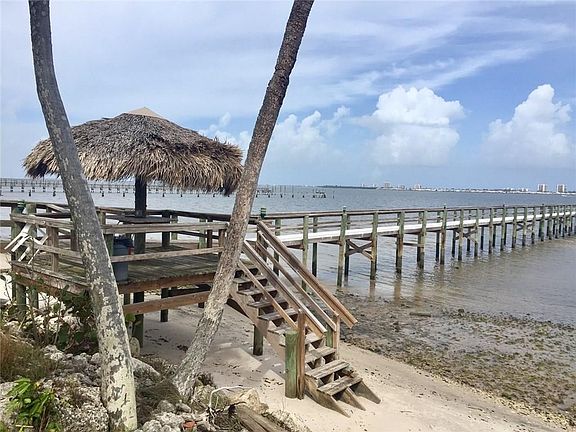 PRIVATE PIER/DAY DOCK FOR THE OAKS RESIDENTS ONLY; DIRECTLY ACROSS FROM ENTRANCE TO THE OAKS WITH VIEWS OF HUTCHINSON ISLAND AND