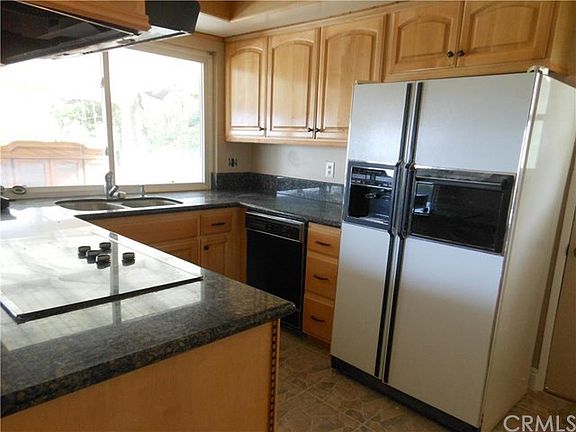 3rd image of 1502 Hollencrest Dr